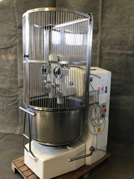 Impastatrice a braccia tuffanti kg.120 marca Sottoriva