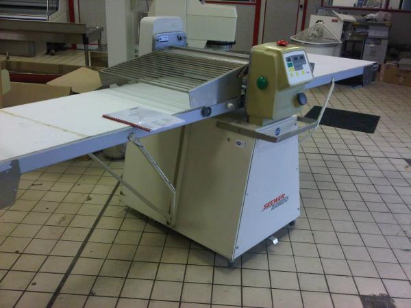Sfogliatrice automatica modello Ecostar marca Rondo